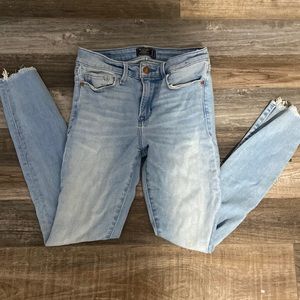 abercrombie and fitch light blue non ripped skinny jeans.